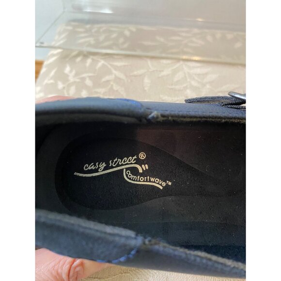 Easy Street Navy Leather Comfort Mary Jane Shoes Buckle Strap Cushioned 7.5 WW - Picture 8 of 9
